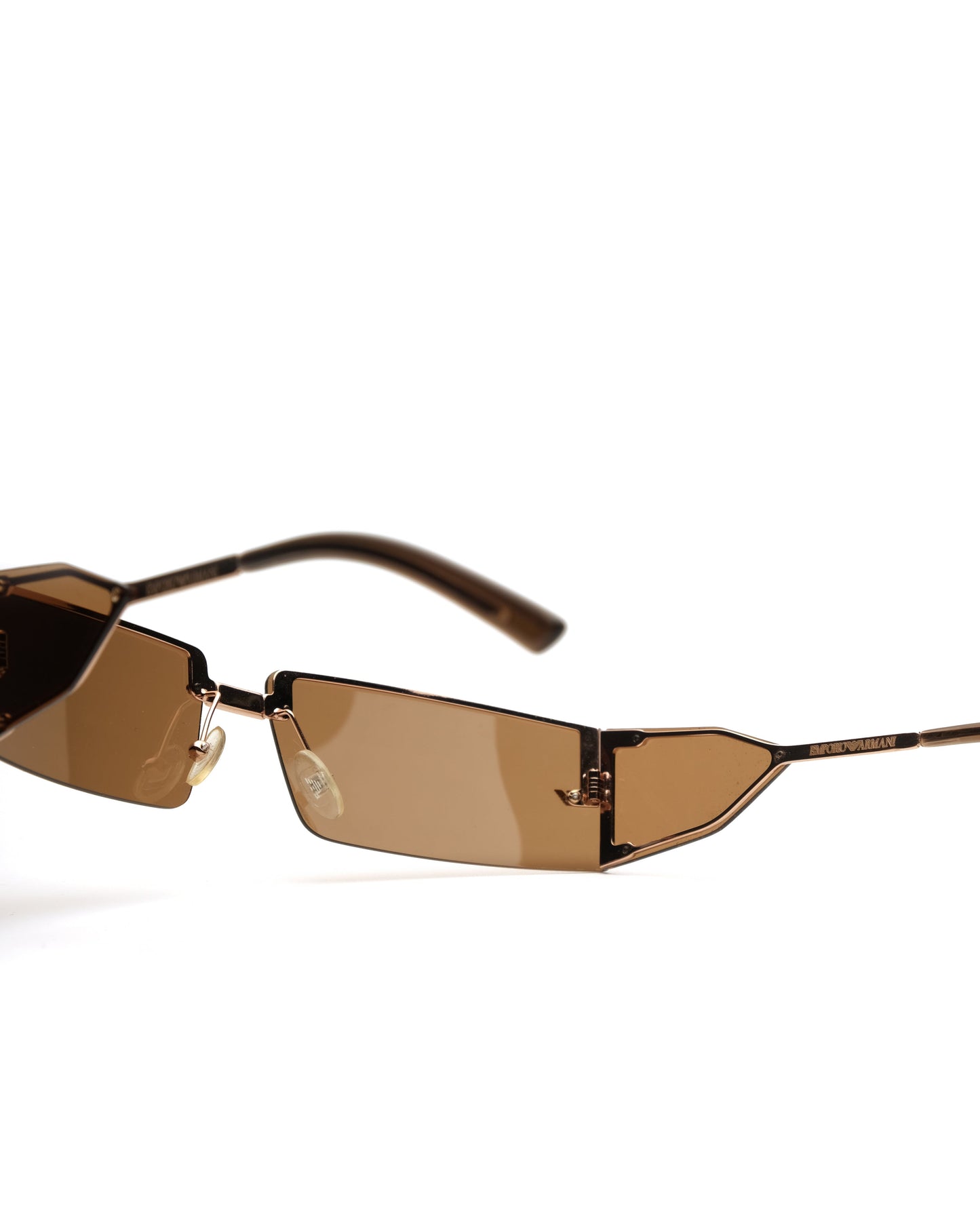https://cdn.shopify.com/s/files/1/0818/5459/5398/files/Armani10_f2518fdf-1e35-48ed-a9bc-e333737d0280.jpg?v=1774974955