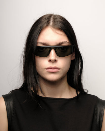 https://cdn.shopify.com/s/files/1/0818/5459/5398/files/Armani4_2a3a8d4d-8660-4104-9567-9846819b13b9.jpg?v=1784210729