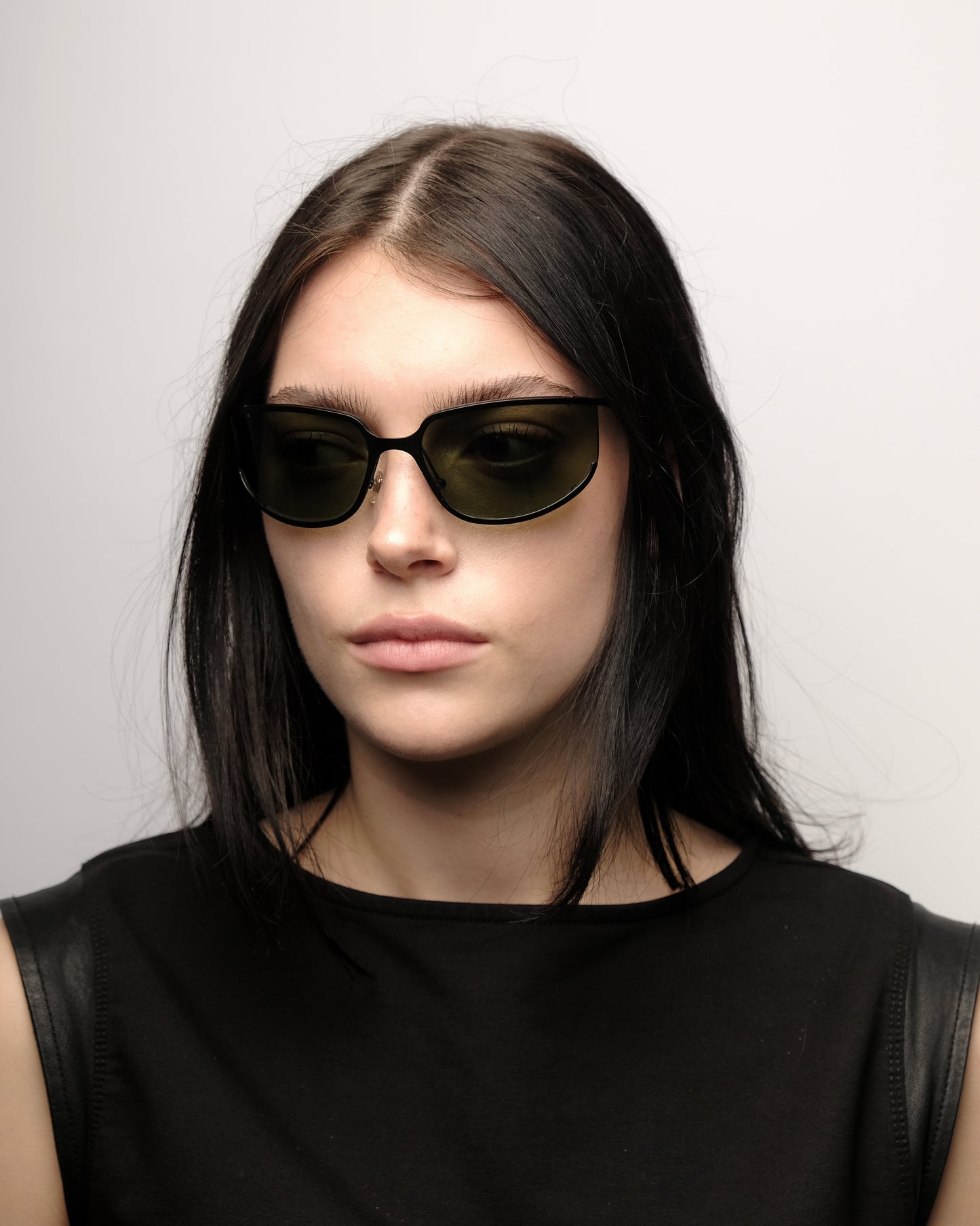 https://cdn.shopify.com/s/files/1/0818/5459/5398/files/Armani7_eb29e378-ecf3-4646-b8a0-cf7f13e2f47d.jpg?v=1784210729