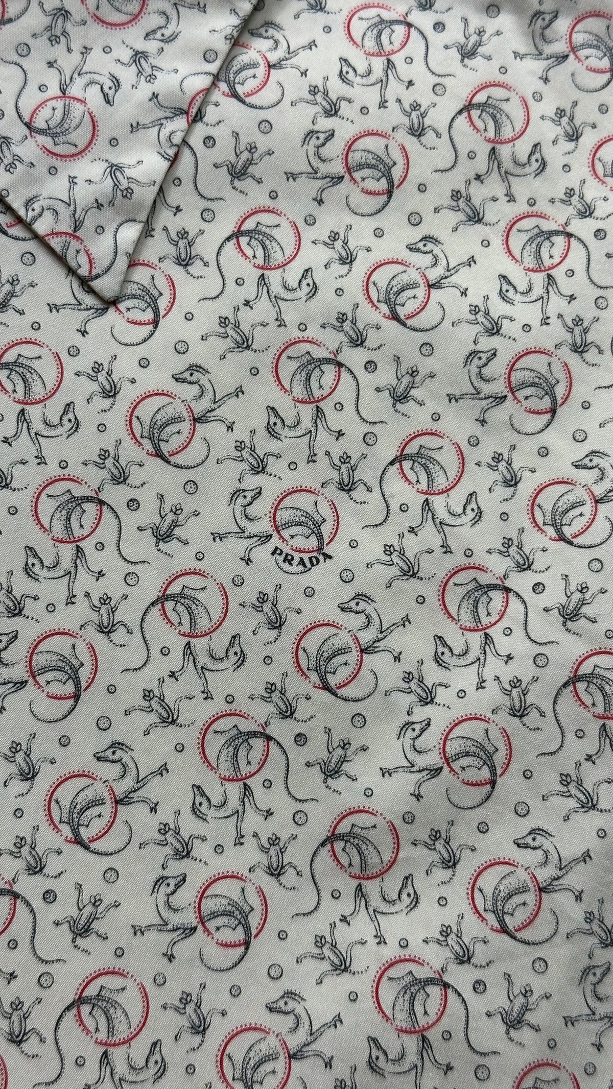 Prada Milano 00’s Dragons Animal Print Shirt - L | Cream