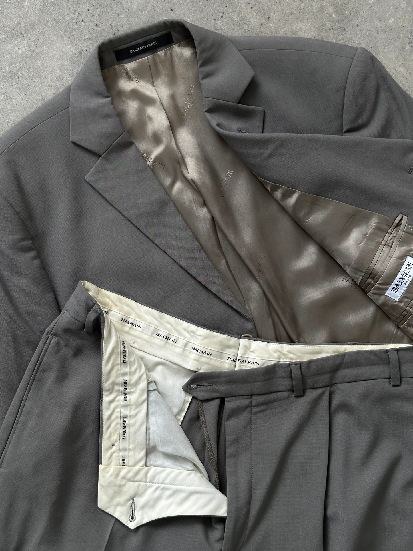 Balmain 1990s Wool Single Breasted Suit - 42R/W34