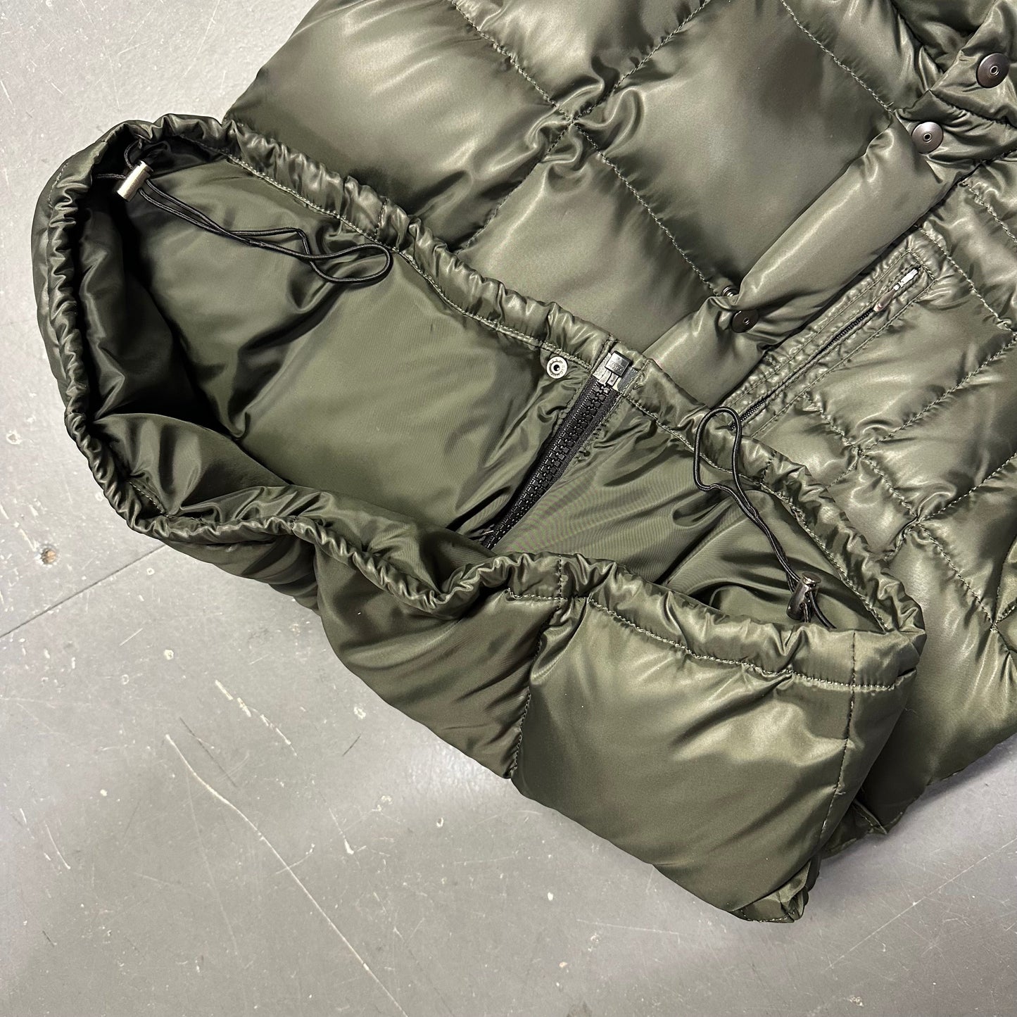 Takeo Kikuchi Puffer Jacket With Fur Hood In Olive Green ( L )
