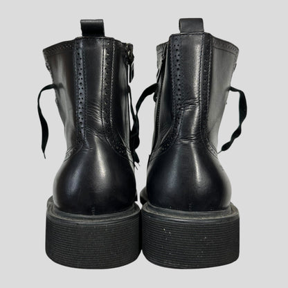 Prada Brogue Detailed Leather Combat Boots - UK7.5/8