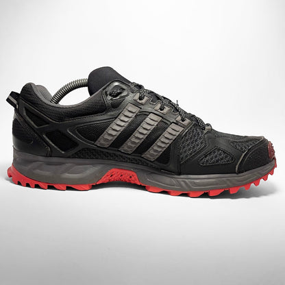 Adidas Kanadia TR6 (2010s)