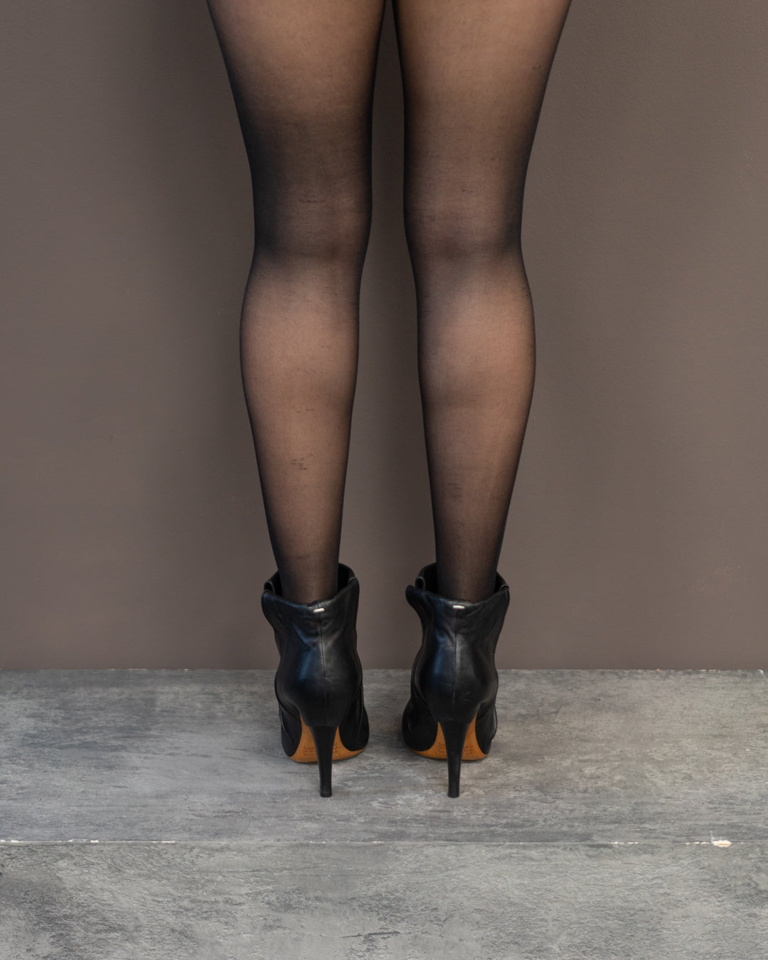 MARGIELA RUFFLE HEELS (EU 38)