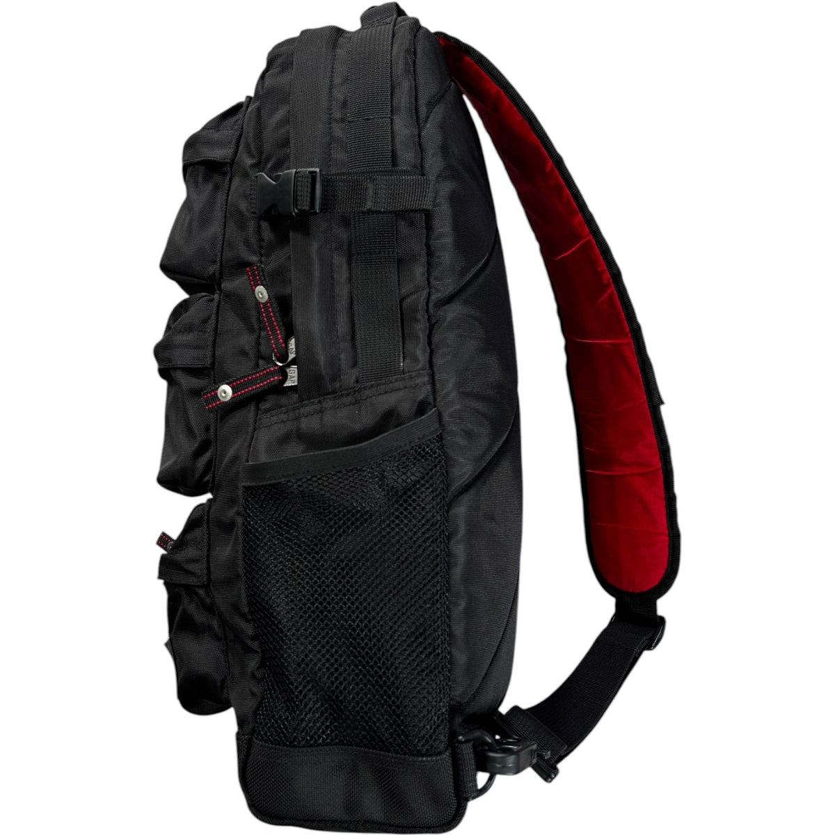 GAP 00’s Multi Pocket Sling Bag | O/S, Black