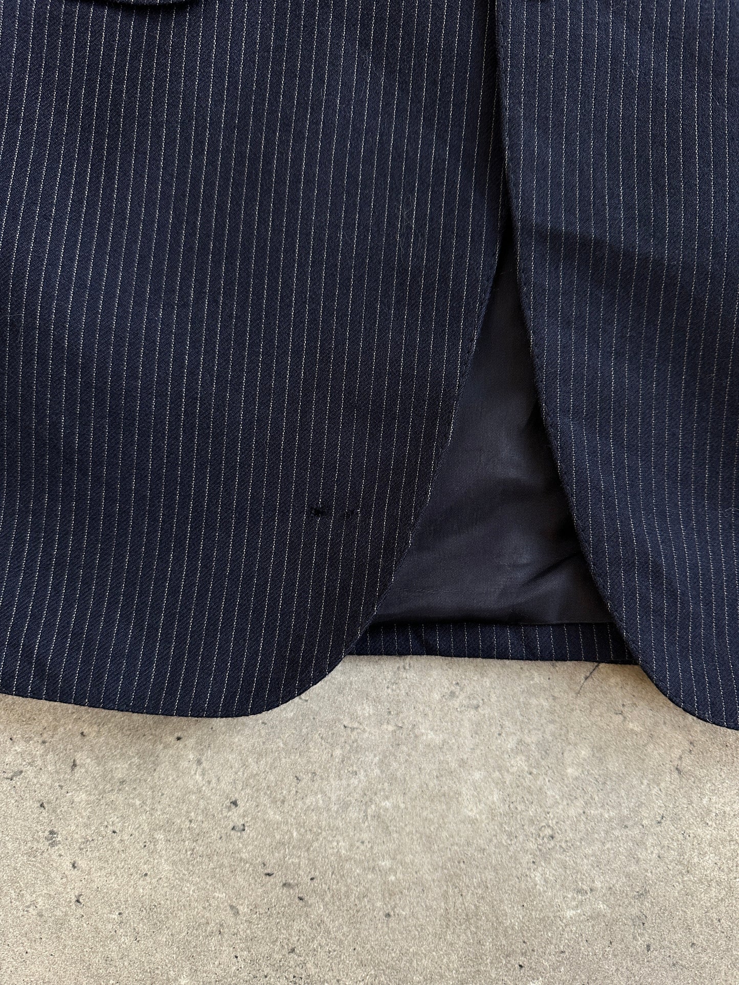 Vintage 1990s Pinstripe Pure Wool Suit - 40R/W28