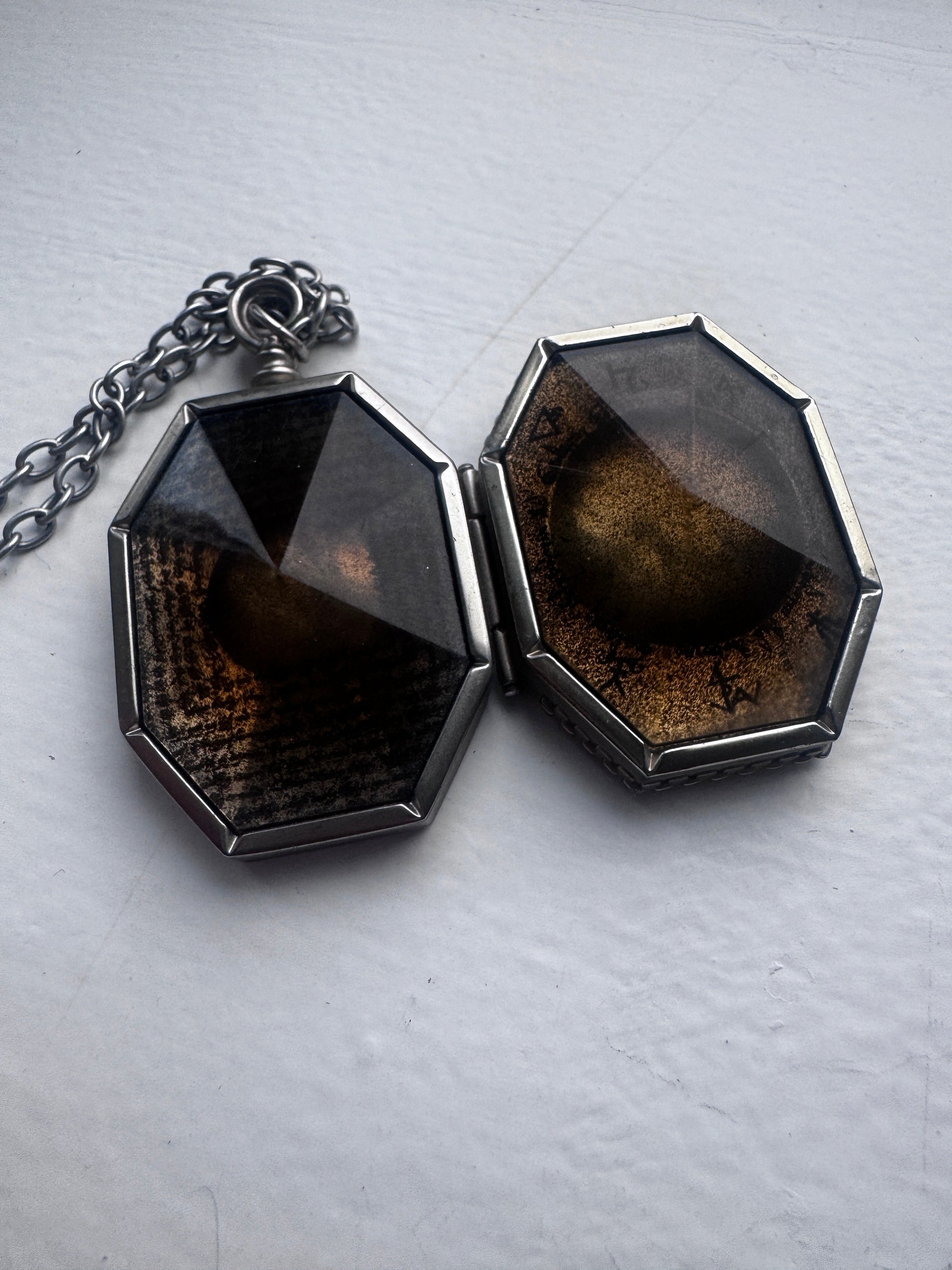 https://cdn.shopify.com/s/files/1/0909/3598/4473/files/B957703E-0F6D-428B-9FF7-BDE8DFB45E8C.jpg?v=1779181005