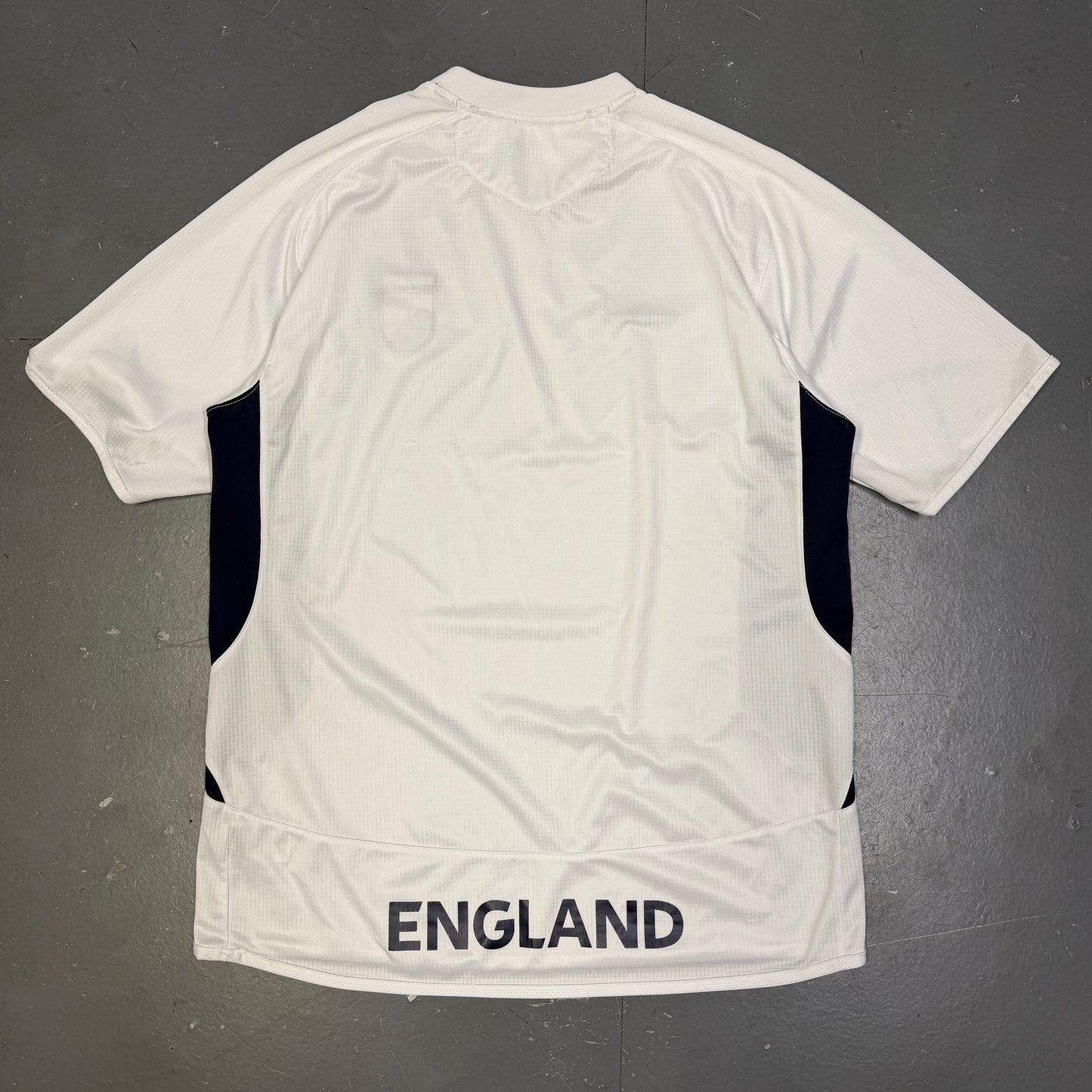 Umbro 2004/05 England Training Shirt In White (L) | Large, White