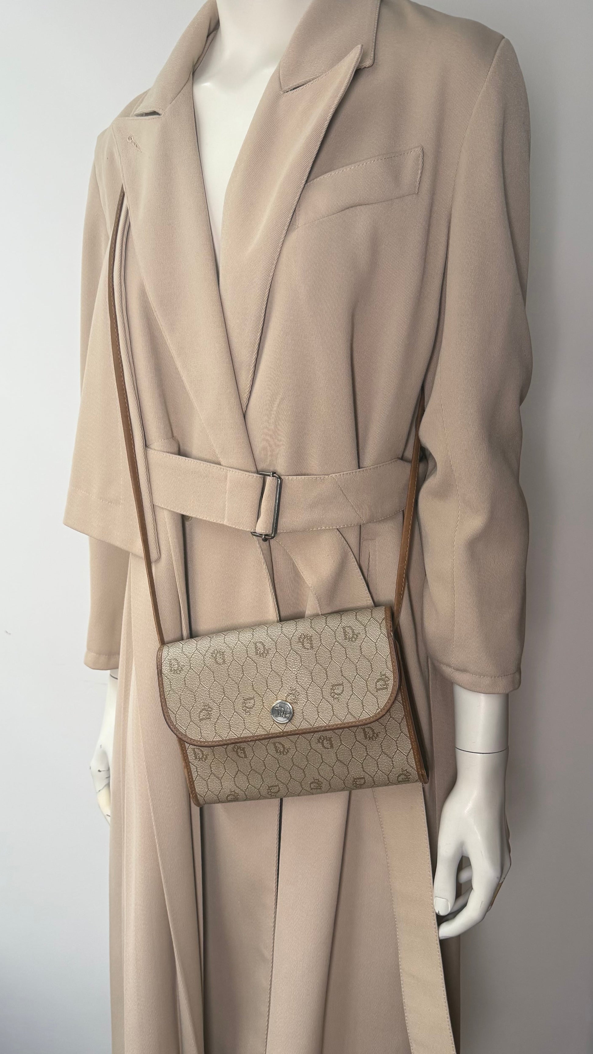https://cdn.shopify.com/s/files/1/0620/3408/4027/files/BA04AD3D-1A90-46F5-891F-A01D30068EC8.jpg?v=1774298650