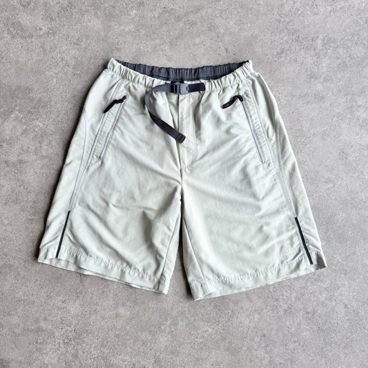 Nike ACG 2000s technical embroidered cargo shorts (L)