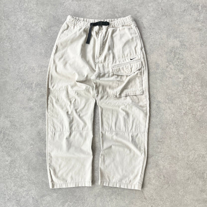 Nike 2000s technical cargo trousers (XL)