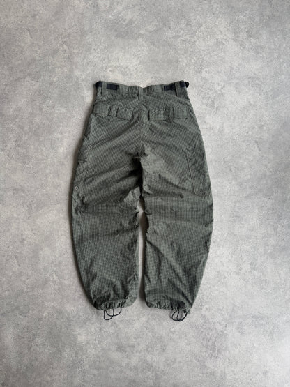 stussy 1990s lightweight technical parachute pants (s)