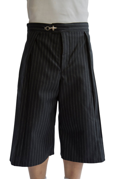 VT Rework: Black Pinstripe Pleated Shorts | Large, Black