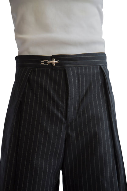 VT Rework: Black Pinstripe Pleated Shorts | Large, Black