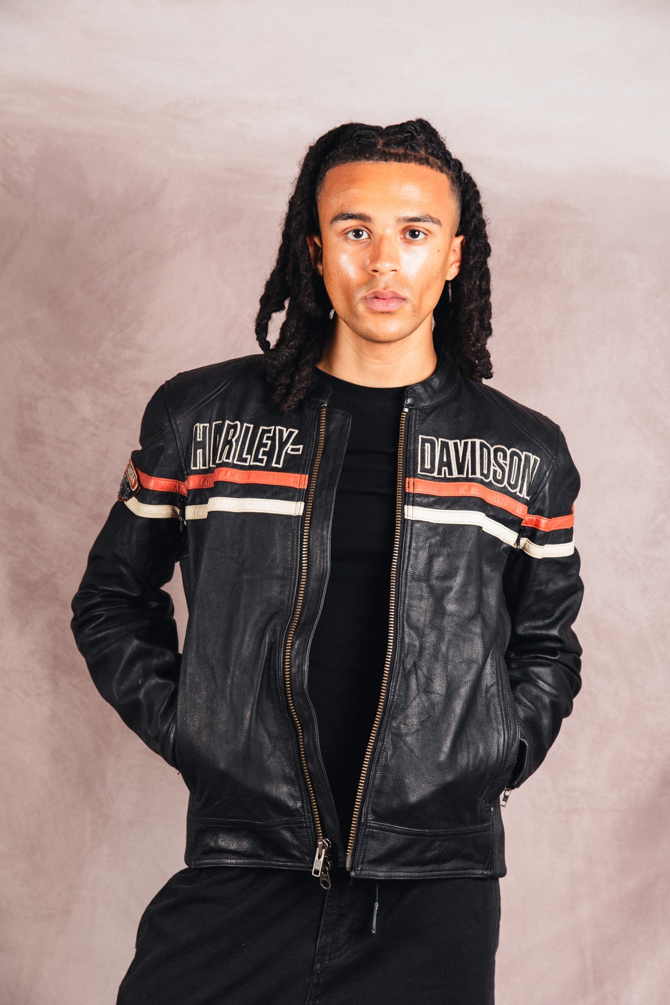 1990's Harley Davidson Spellout Leather Jacket | Medium, Red