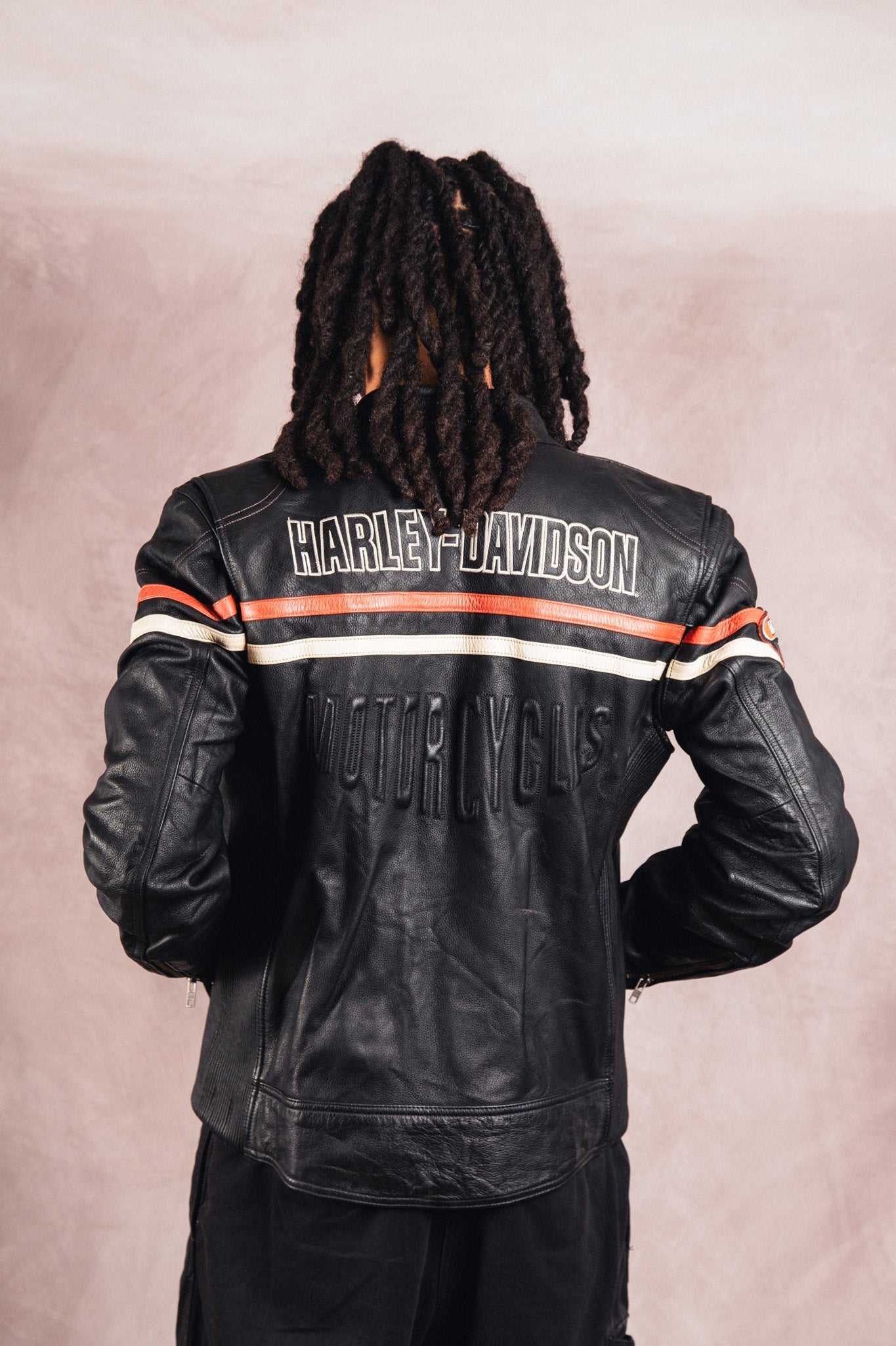 1990's Harley Davidson Spellout Leather Jacket | Medium, Red