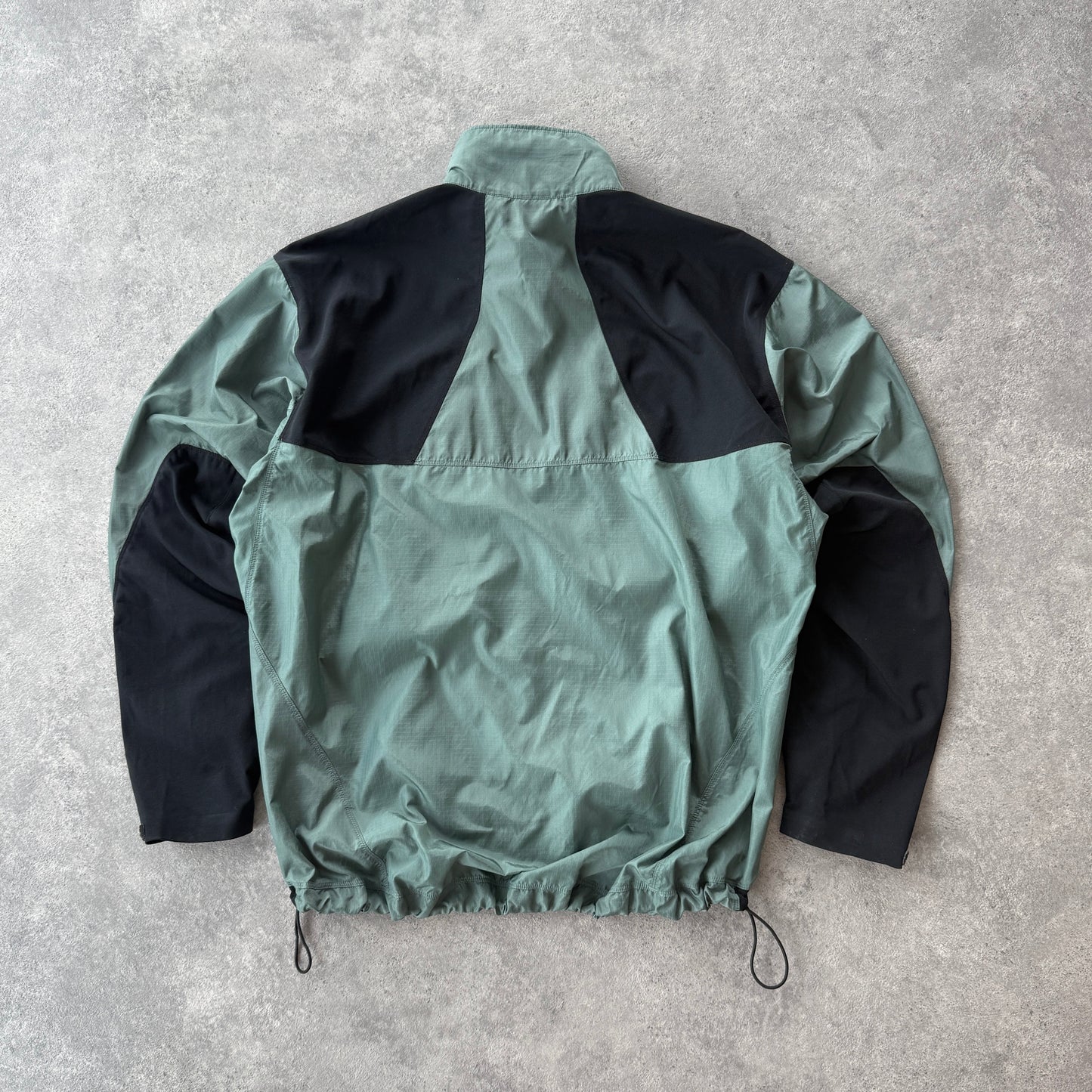 Arc’teryx 2001 technical windstopper shell jacket (M)