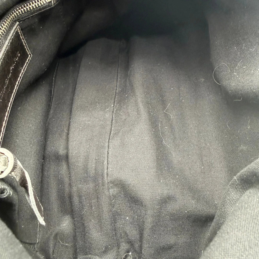 https://cdn.shopify.com/s/files/1/0564/9376/8855/files/Balenciaga_Handtasche_The_First_City_Bag_aus_Leder_silber___chrome_vintage6596.webp?v=1778675915