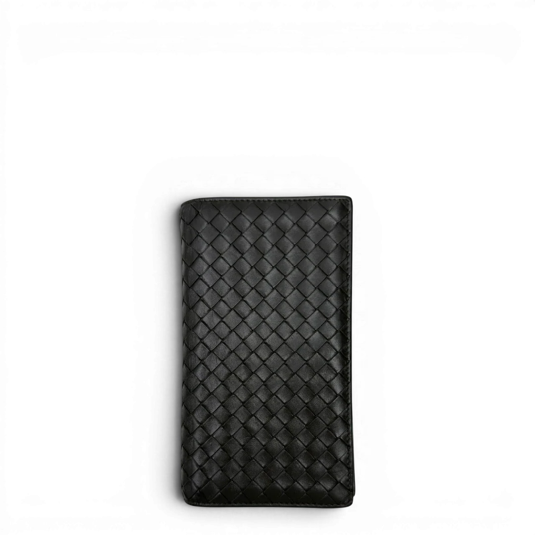 https://cdn.shopify.com/s/files/1/0564/9376/8855/files/Bottega_Veneta_Geldbeutel_Intrecciato_aus_Leder_dunkelbraun_1.webp?v=1782983387