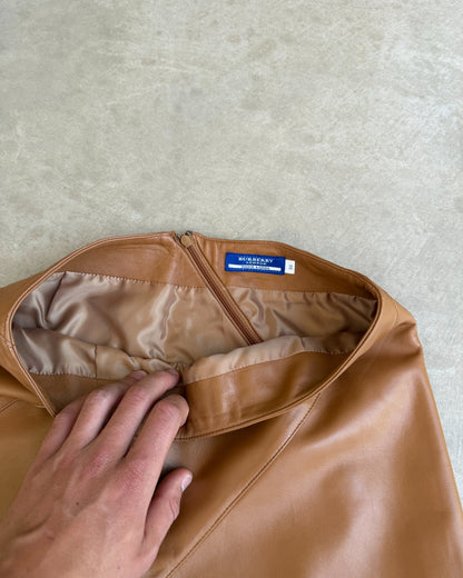 Burberry Blue Label Brown Leather Midi Skirt – XS/S-on a concrete background