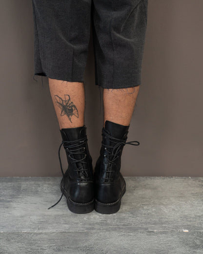 ANN DEMEULEMEESTER VITELLO LACE BACK BOOTS (EU 43)