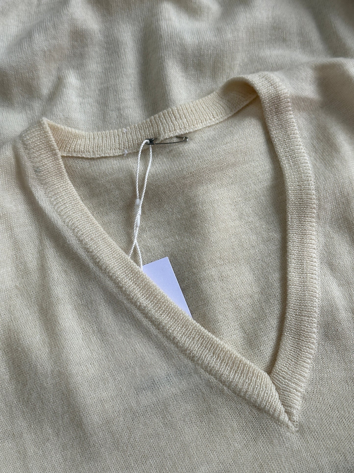 Vintage Wool Sleeveless V Neck Knit Vest Jumper - M