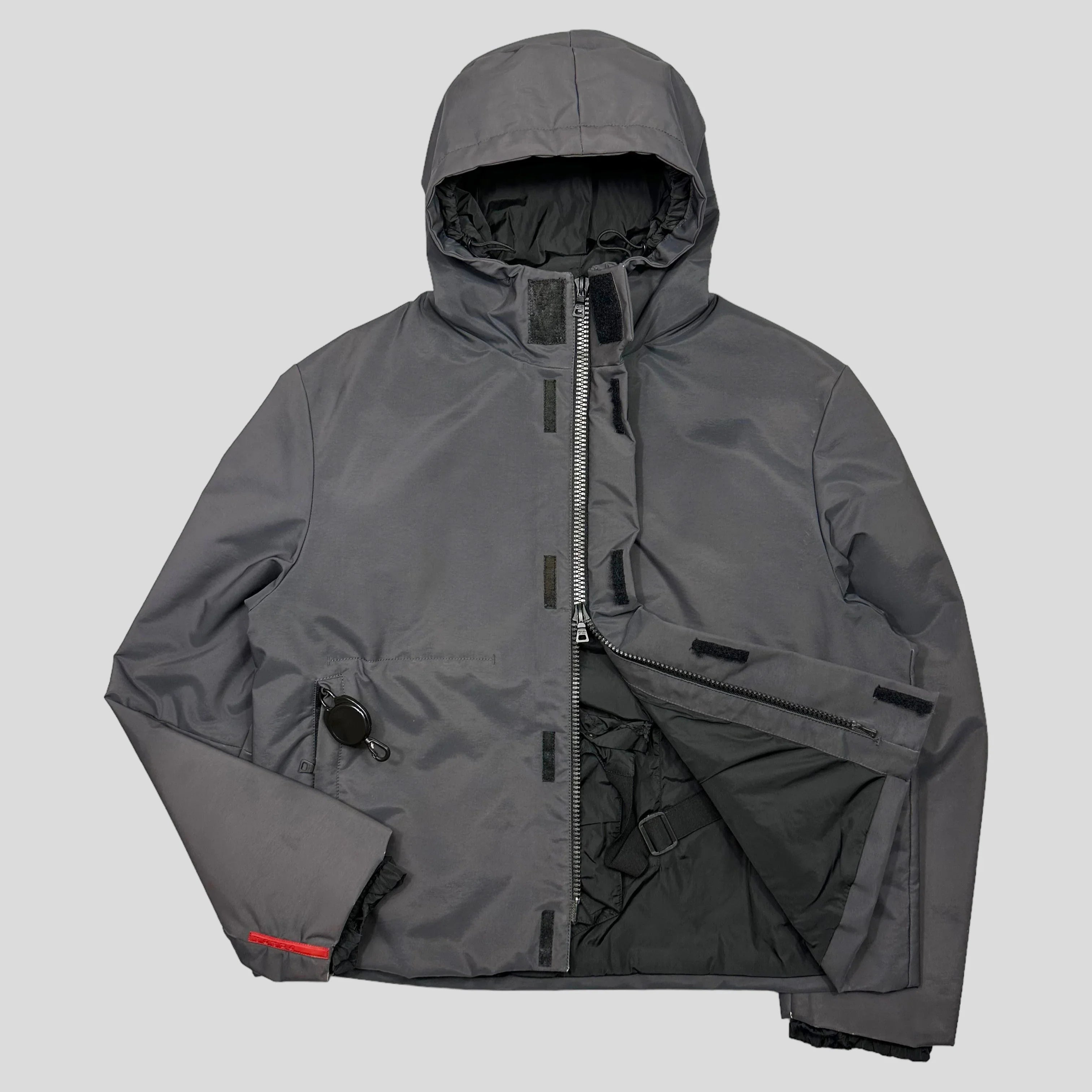 C1B77C58-5477-4F9D-A853-