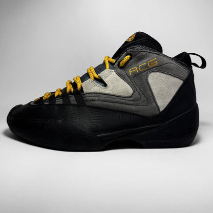 Nike ACG Cinder Cone (2002)