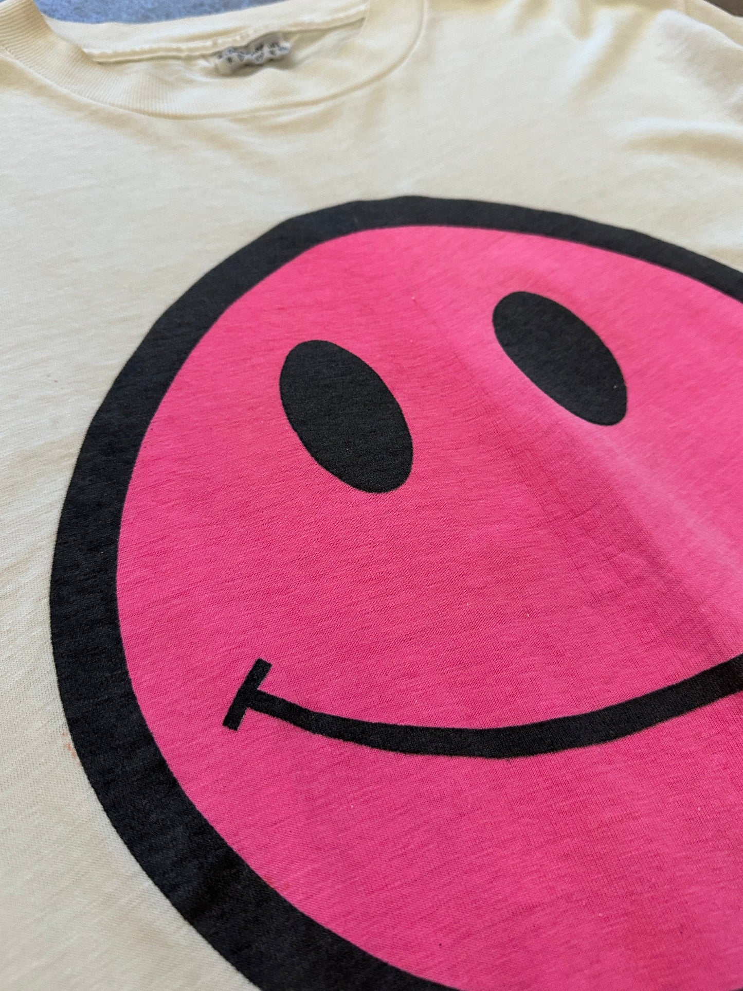 1980's Smiley T-Shirt - L | White, Red