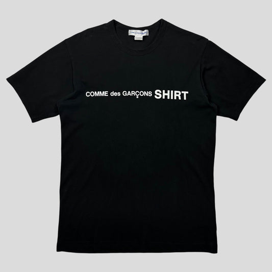 CDG SHIRT Logo Spellout T-shirt  - L (M)