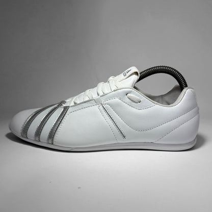 Adidas (2010)
