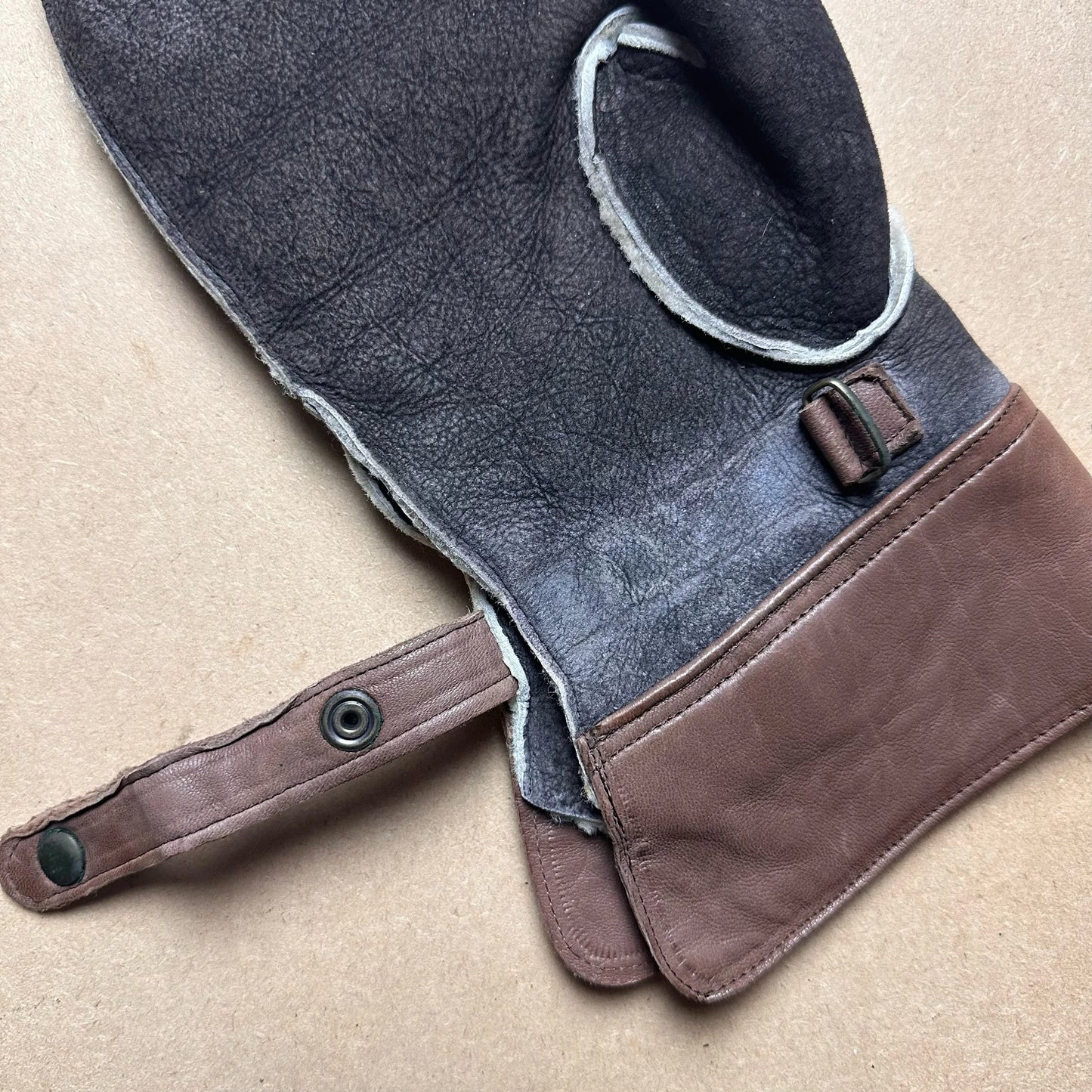 A/W1987 Charcoal Sheepskin Snowmobile Gloves