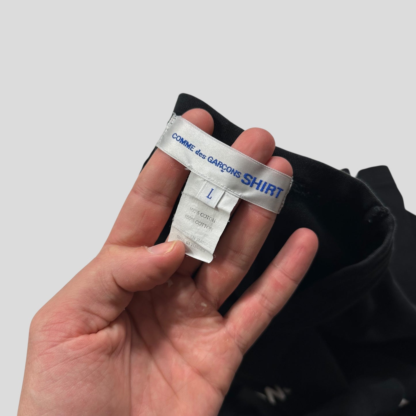 CDG SHIRT Logo Spellout T-shirt  - L (M)