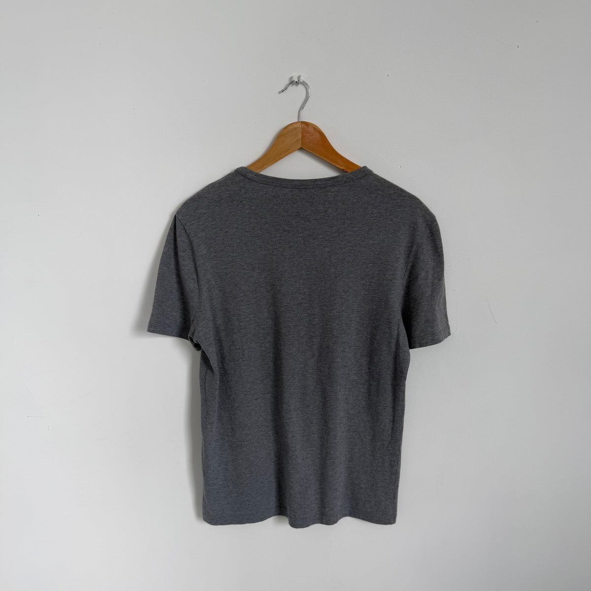 2000s gucci by tom ford emblem tee | O/S, Gold