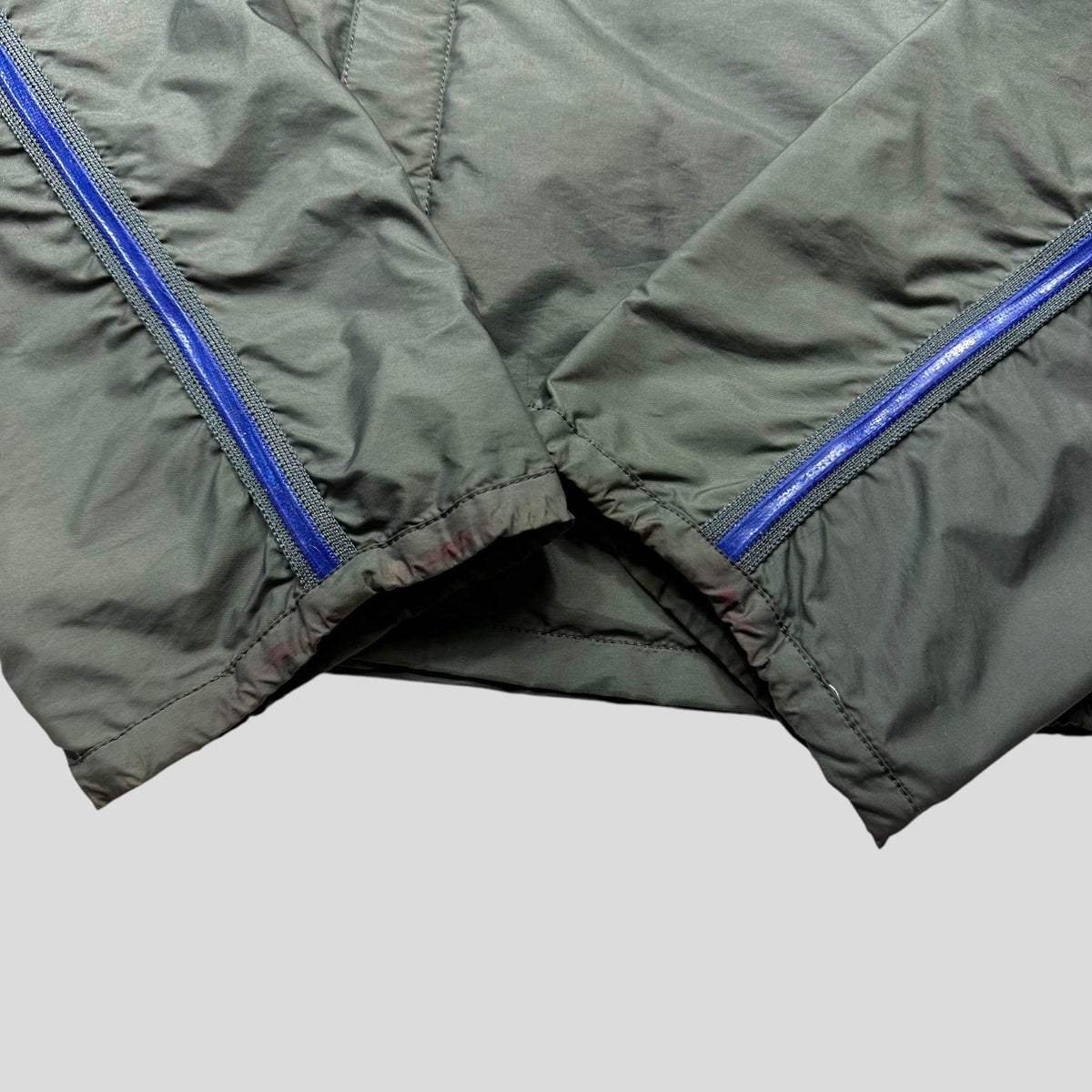 Prada Sport SS00 Gel Seam Nylon Cropped Jacket - IT50 (M) | Olive