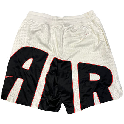 Nike Uptempo Spellout Shorts In White ( XL )