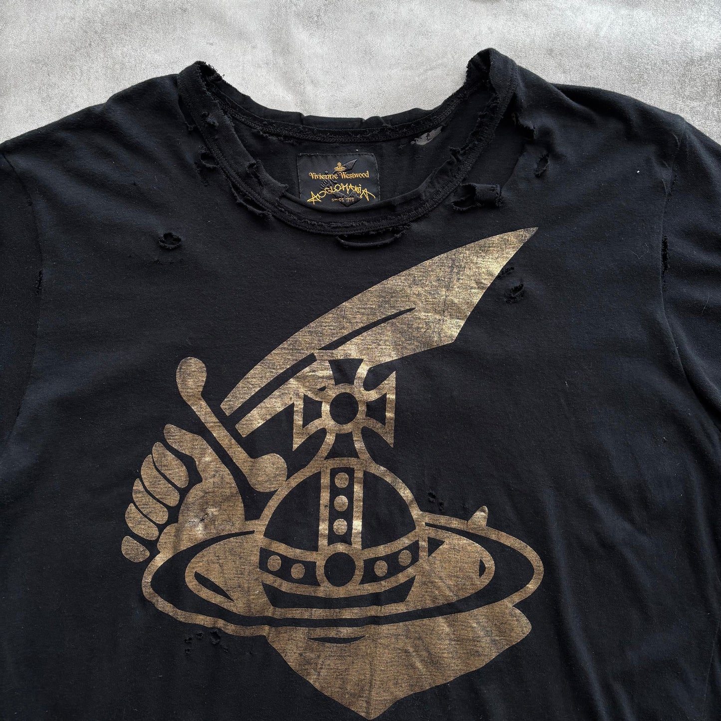 VIVIENNE WESTWOOD DISTRESSED T-SHIRT | O/S, Red