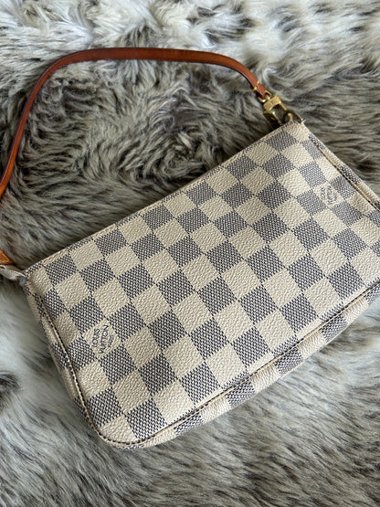2009 Louis Vuitton Damier Azur Pochette Bag | O/S, Multicoloured