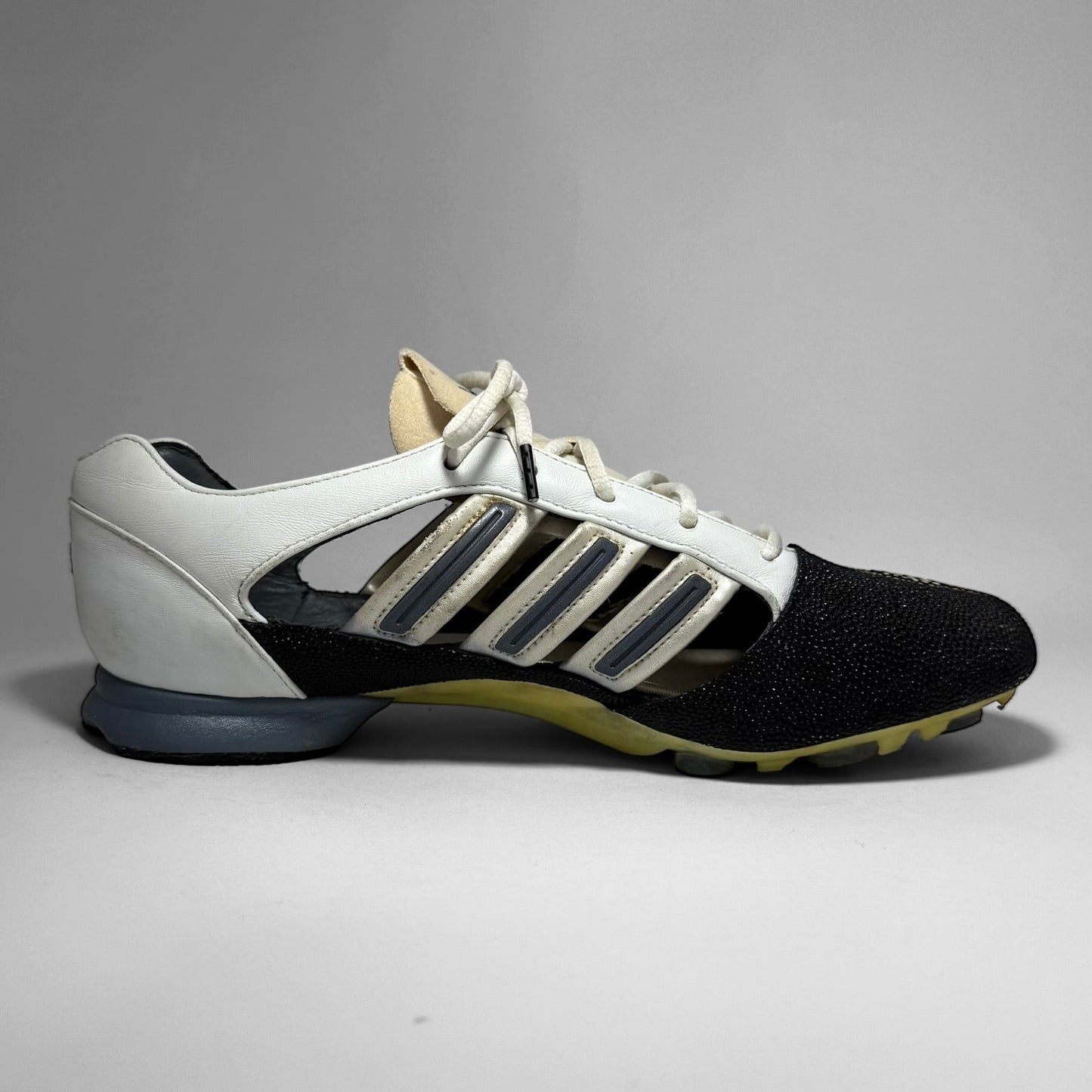Adidas Y3 Track & Field ‘Stingray’ (2004)
