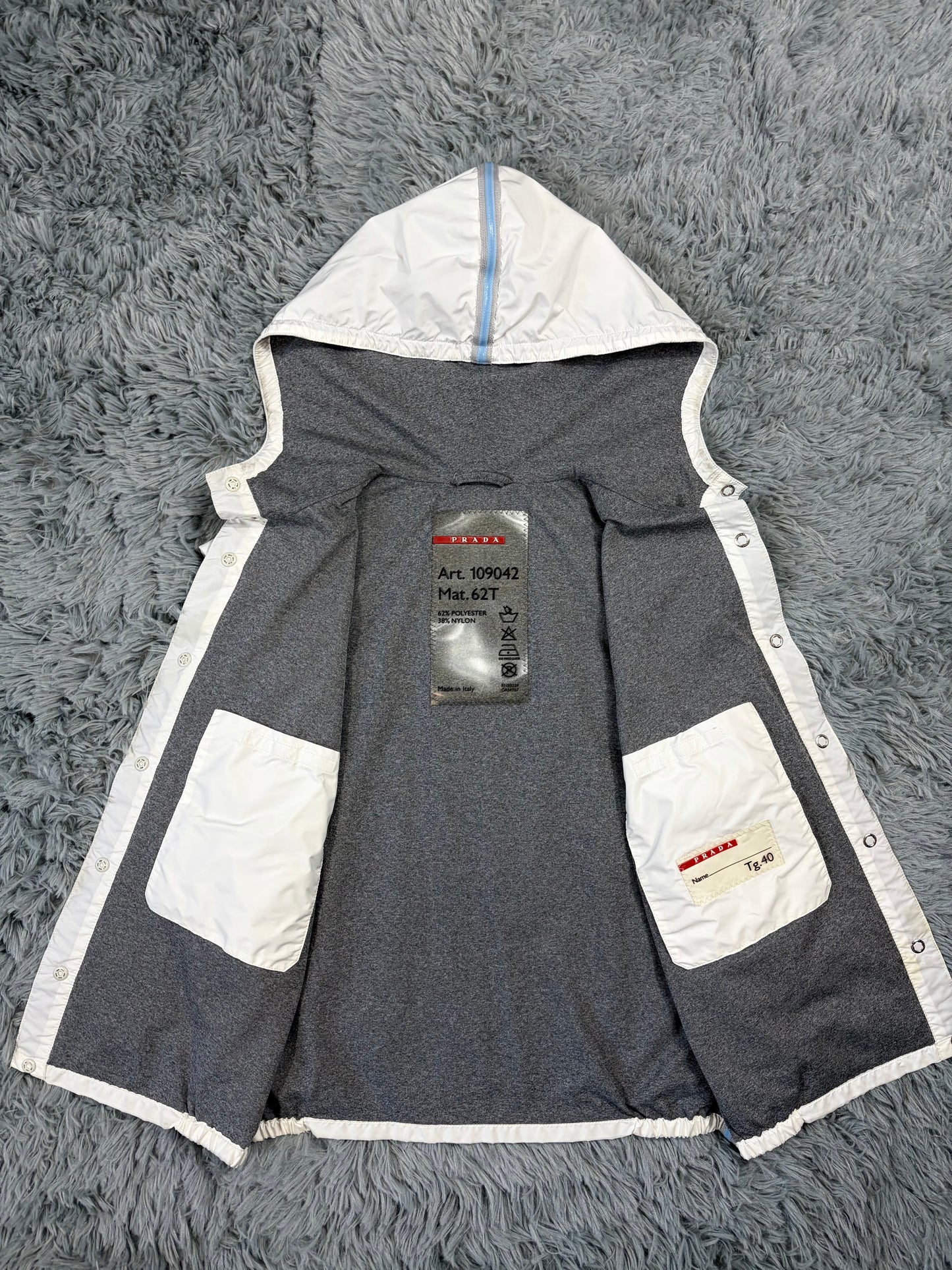 Prada Sport SS00 Gel Seam White Nylon Hooded Gilet Jacket - S | O/S, Multicoloured