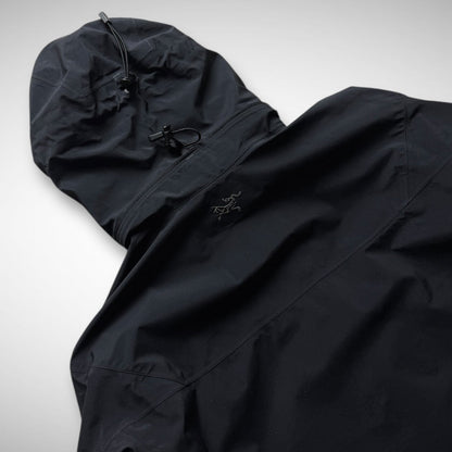 Arc’Teryx LEAF Alpha Gen 1 GTX (2011)