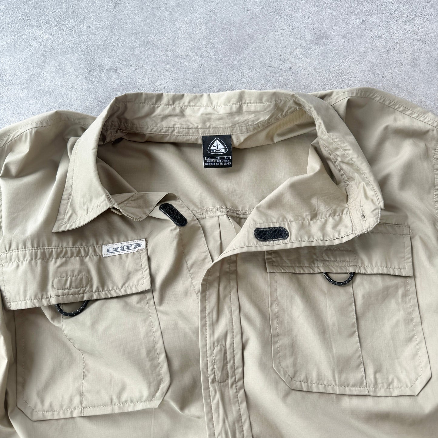 Nike ACG 2000s lightweight nylon convertible technical combat cargo shirt (XL)