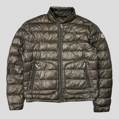 Moncler Acorus Short Down Puffer Jacket - 2 (M)