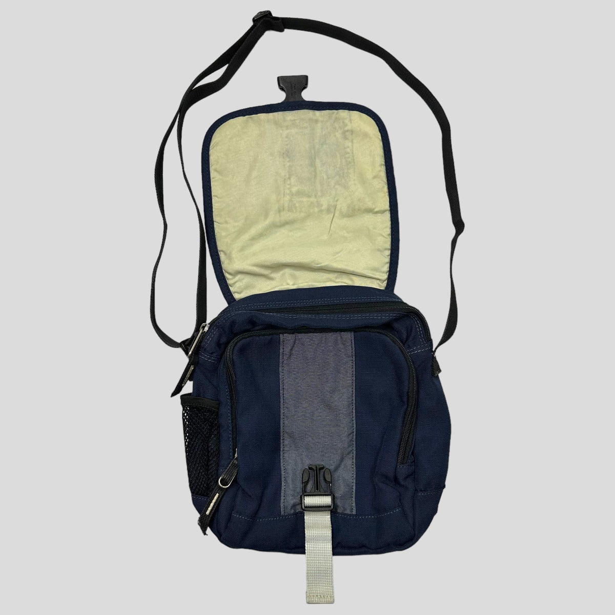 Nike 2003 Ripstop Multipocket Crossbody Bag | O/S, Navy