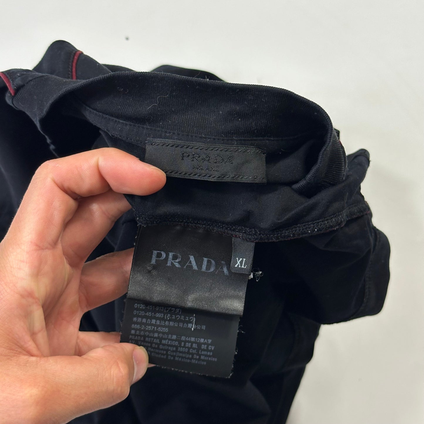 Prada Milano 2018 Red Tab Stash Pocket Piped T-shirt - L | Default Title, Multicoloured