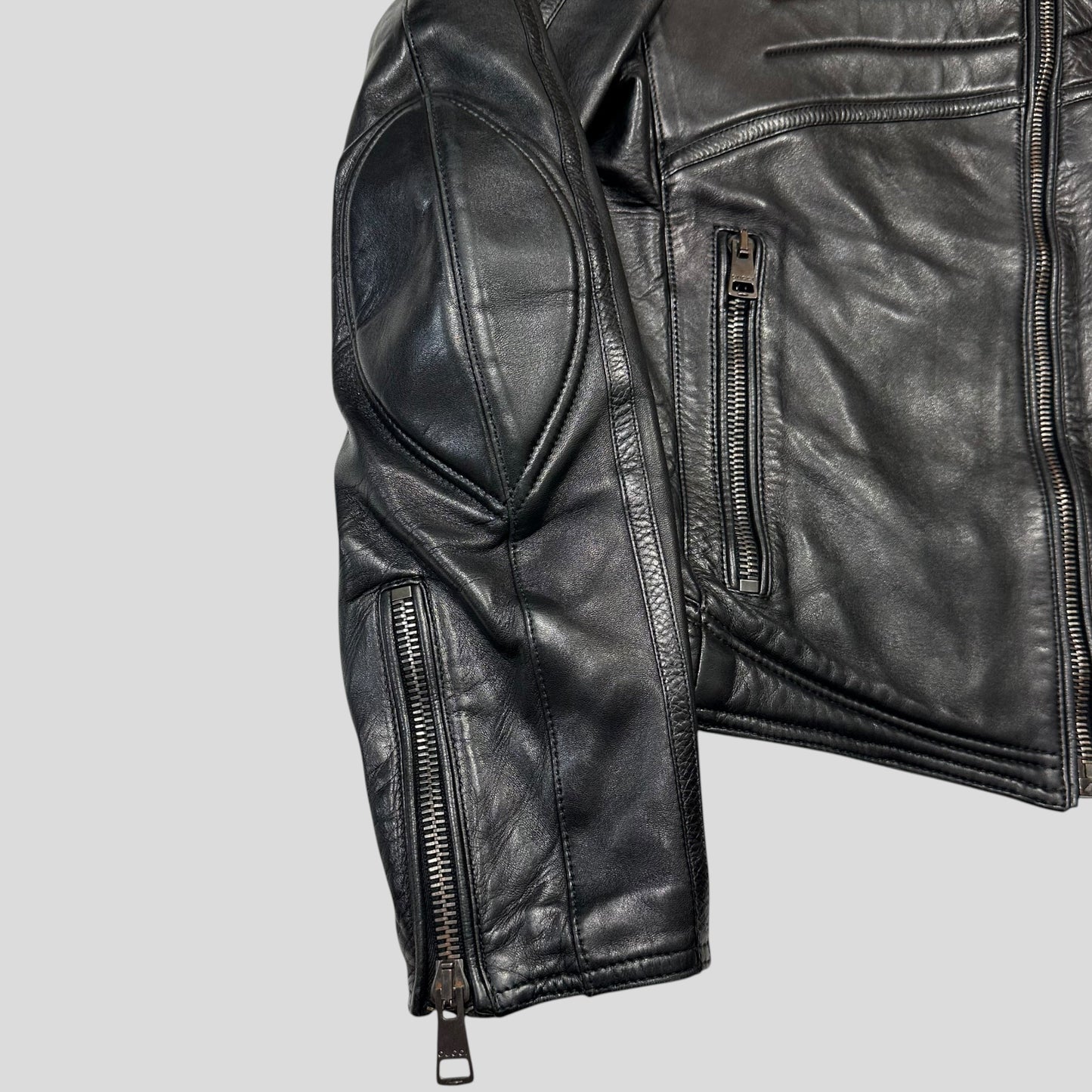 Gucci by Tom Ford AW00 Runway Spiral Leather Padded Moto Jacket - IT50 | Default Title, Black
