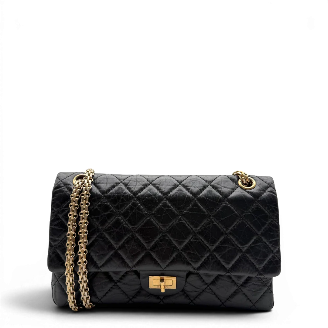 https://cdn.shopify.com/s/files/1/0564/9376/8855/files/Chanel_Handtasche_2.55_medium_aus_Leder_schwarz_1.webp?v=1782910445