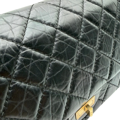 https://cdn.shopify.com/s/files/1/0564/9376/8855/files/Chanel_Handtasche_2.55_medium_aus_Leder_schwarz_13.webp?v=1782910446
