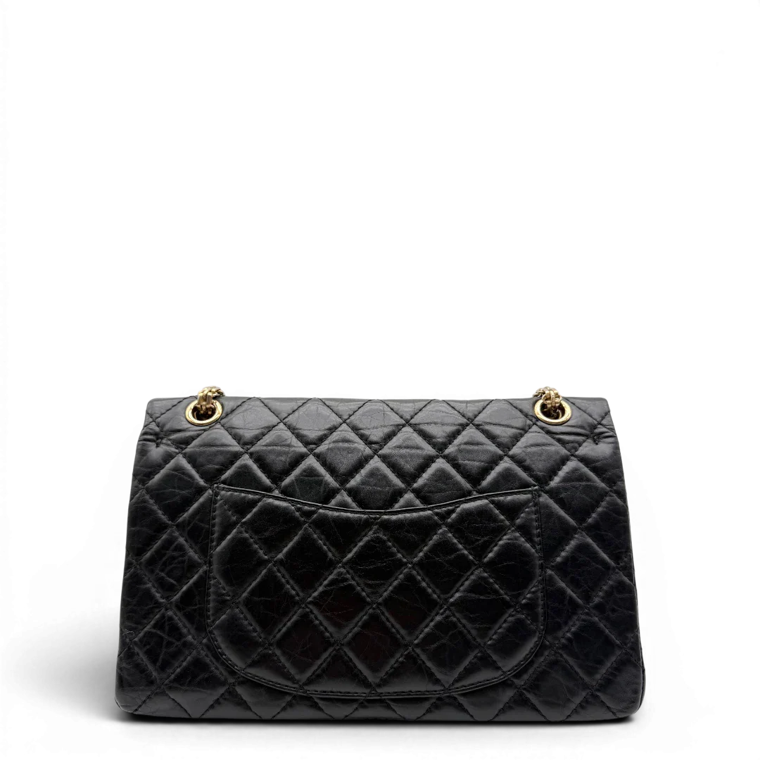 https://cdn.shopify.com/s/files/1/0564/9376/8855/files/Chanel_Handtasche_2.55_medium_aus_Leder_schwarz_2.webp?v=1782910445